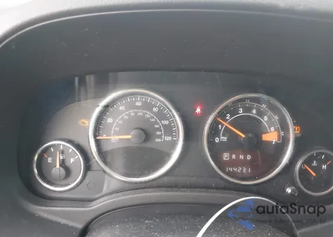 2016 Jeep Compass Latitude z USA, uszkodzony, nr VIN 1C4NJCEA1GD665983